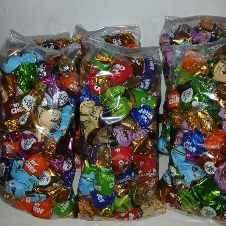 

Oleh Oleh Haji Umroh Coklat Arab - Coklat Import Turki Altalita Truffle Mix 1Kg