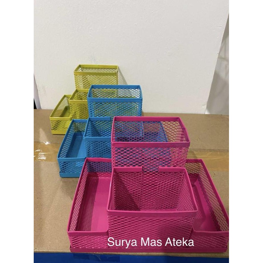 

TERSEDIA DESK SET TEMPAT PENSIL SEKAT JARING WARNA