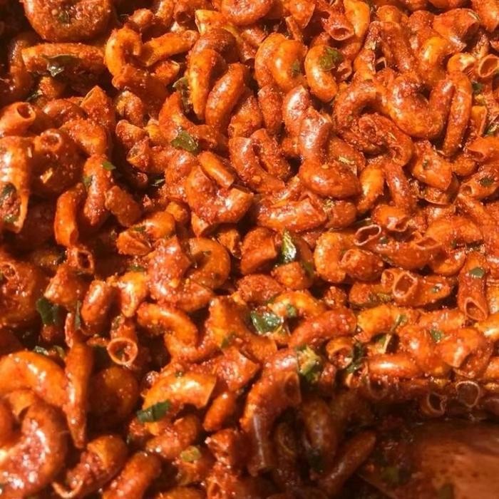 

FF MAKARONI CIKRUH 500 Gram PEDAS DAUN JERUK Makanan Camilan Asin Pedas Food Snack Cemilan