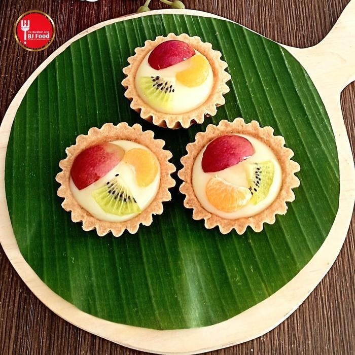 

IX Kue Tradisional/Kue Basah/Jajanan Pasar/Pie Buah | BJ Food & Cake