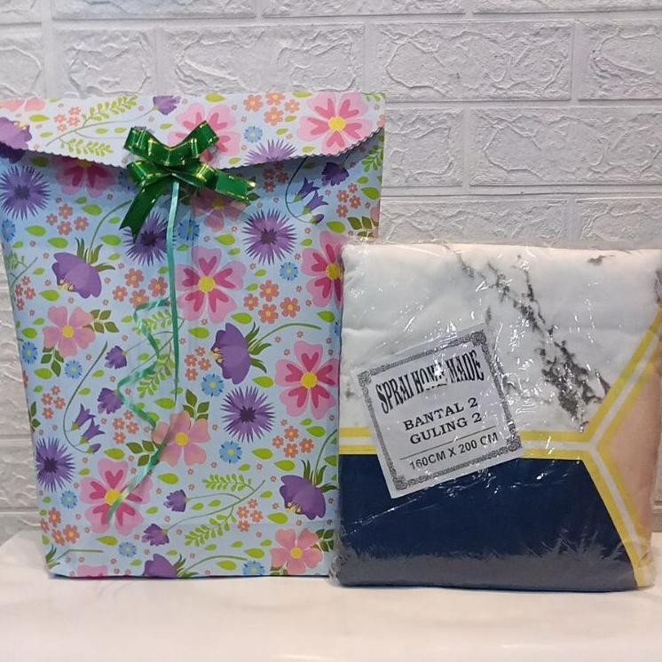 

7 Pcs Besar Bungkus Kado N Motif Bunga Kertas Kado N