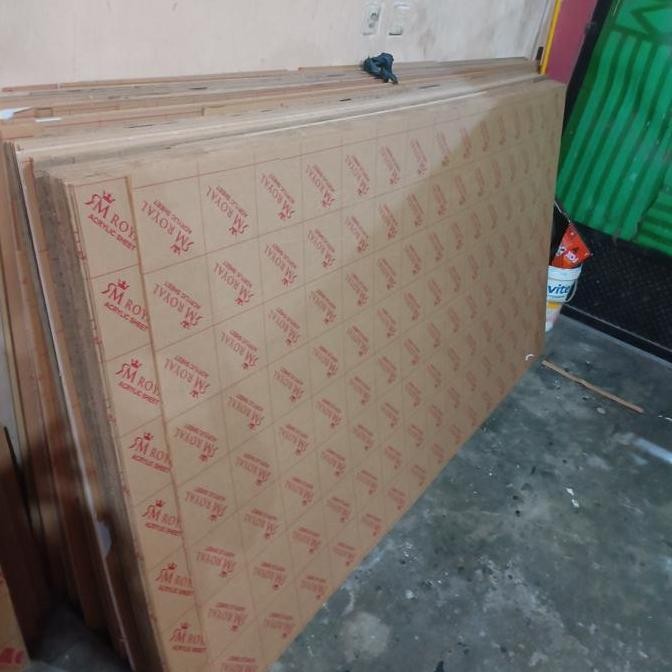

Akrilik Lembaran Bening 5Mm 122X244 Cm Kualitas Terbaik Harga Termurah