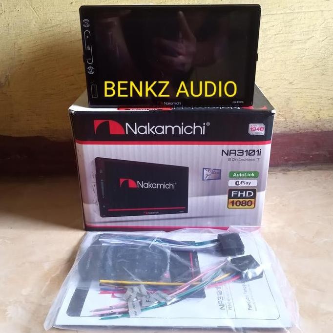// Head Unit Nakamichi Na3101I //