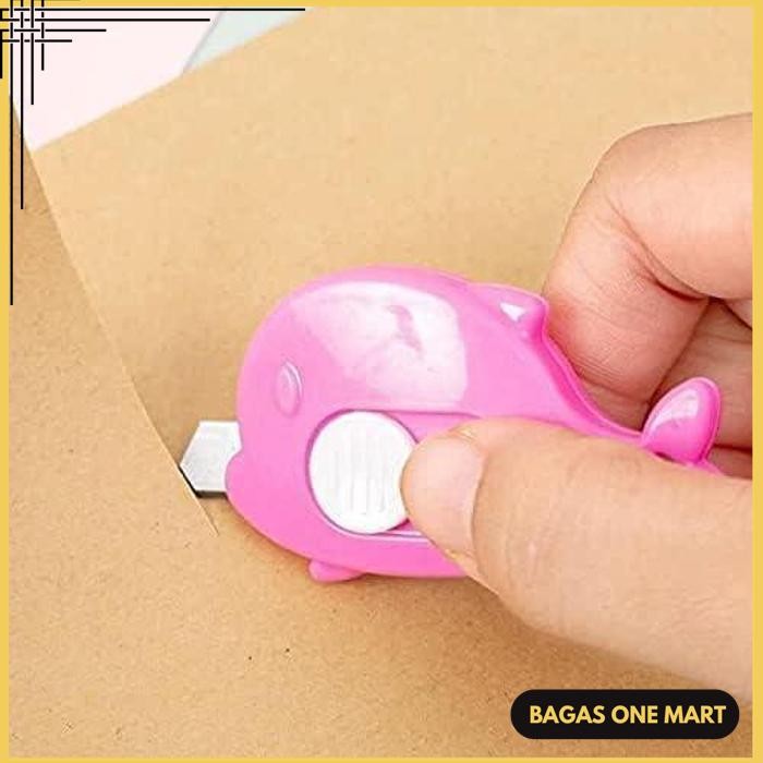 

HAND CUTTER MINI KTER IKAN PAUS DOLPHIN WHALE PEMOTONG KERTAS TRAVEL SIZE PORTABLE KARTUN UNTUK ALAT TULIS ATK DOKUMEN PAKET ONLINE TERJAMIN BEST