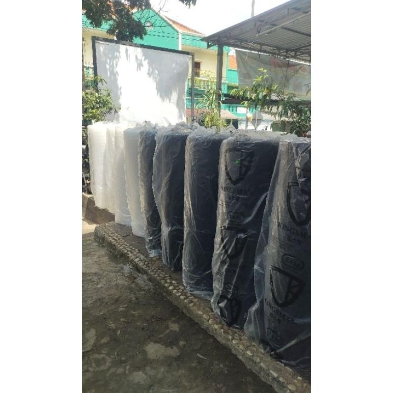 

Bubble Wrap 1 Roll Hitam Dan Putih 125cm X 50 Meter 2,4kg DiM