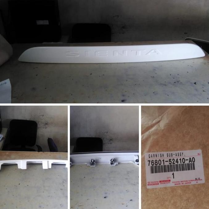 '' Garnish Belakang Toyota Sienta Jdm ''