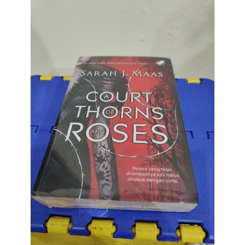 Buku Novel Ori Original Acotar 1 A Court Of Thorns And Roses Sarah J Maas Buku Bekas Preloved Fantas