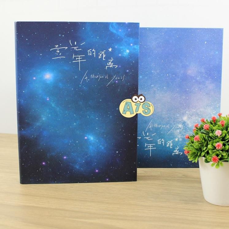

Binder Kayu B5 Lucu Motif Random 26 Lubang