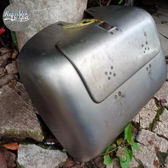 TERBARU - Glove box vespa sprint Rally