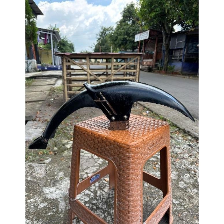 spakbor depan slebor depan honda gl pro gl max orinal