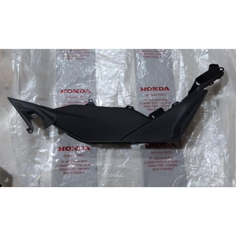 step R floor pijakan kaki kanan pcx 160 orinal