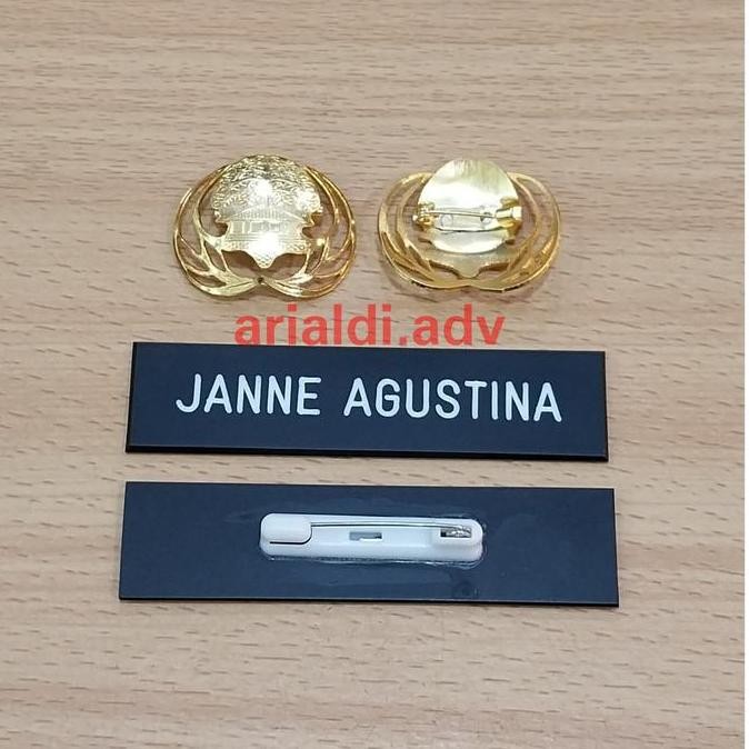 

READY satu set papan nama dada hitam dof ful dan pin korpri bolong peniti NEW