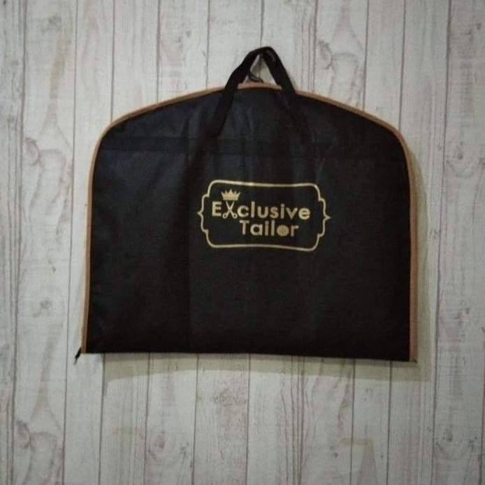 ready Sarung jas pria / cover jas pria / suit cover