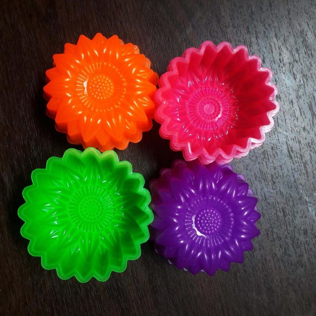 

Cetakan Plastik Kue Kukus Isi 12- Cetakan Puding Agar Putu Ayu Talam Jelly Bunga Jasmine Sakura Mawar Tulip Teratai Stok Baru