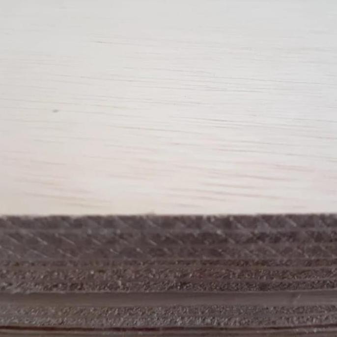 Triplek 12mm cor/konstruksi 122x244