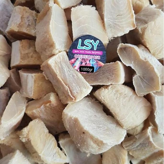 

Ikan Asin Cucut Super 1 Kg