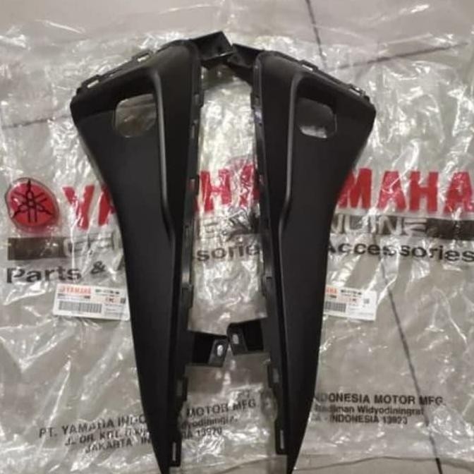 Mole Side Cover Step Belakang Yamaha Aerox 155 Original Sepasang