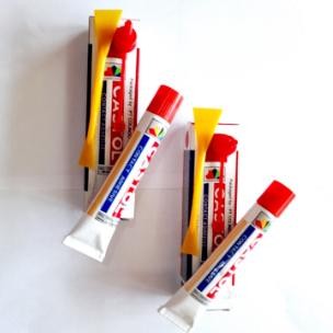 

Lem Castol Tanggung 21Cc 1 Box Isi 12 Pcs