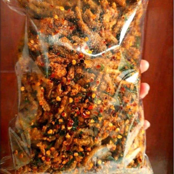 

Cri Usus Crispy 1Kg / 1Kg Keripik Usus Ayam Bumbu Pedas Cikruh Daun Jeruk Snack Food Kripik