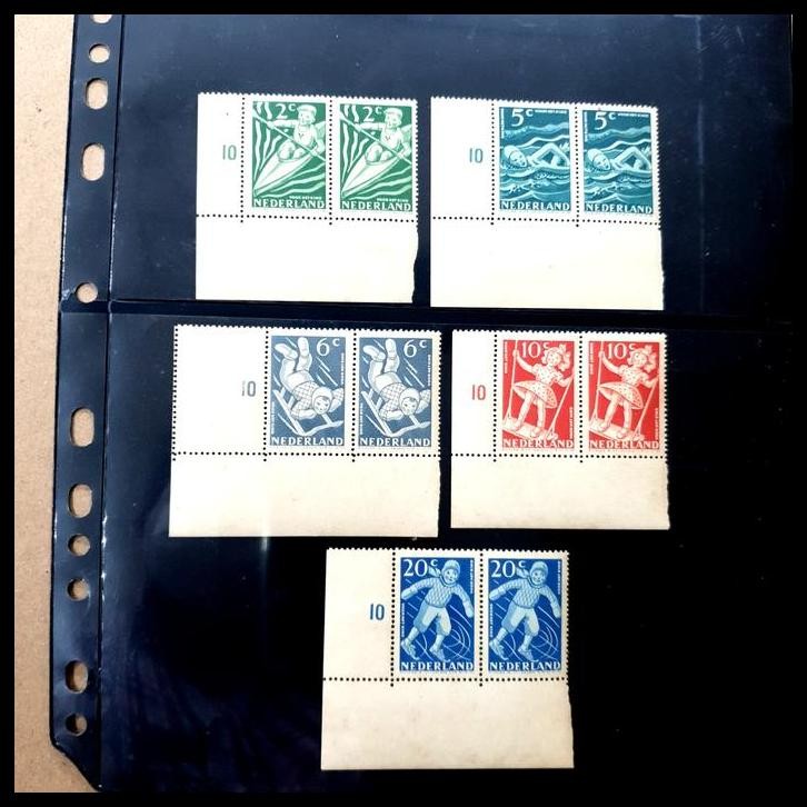

GRATIS ONGKIR PRANGKO BELANDA/NEDERLAND 1948. KINDERZEGELS (TEMA ANAK-ANAK) SET LENGKAP (5V) PAIR DENGAN MARGIN. HARGA KATALOG 11,40 (RP 199.500,-) HARGA PROMO! !!!!