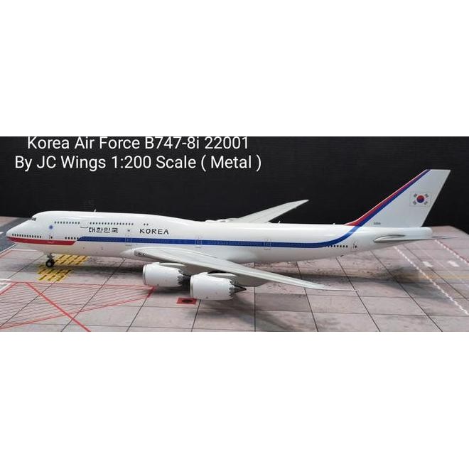 Korea Air Force B747-8I 22001 By Jc Wings 1:200 Scale Metal