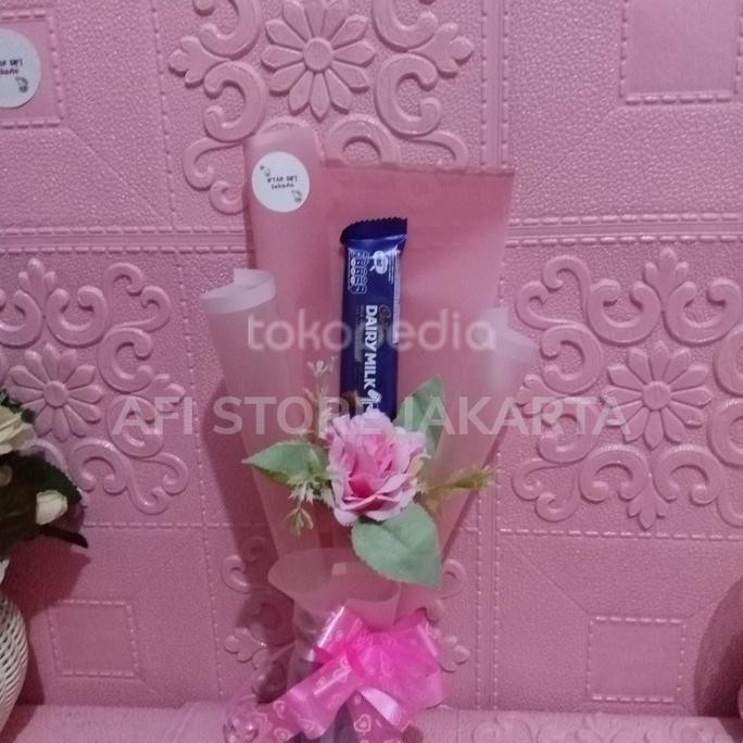 

Bucket coklat l buket Snack l buket wisuda l