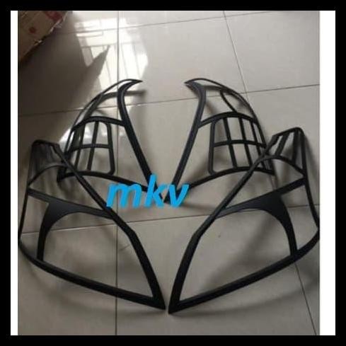 DISKON PAKET GARNISH DEPAN BELAKANG AVANZA 2012-2014 HITAM 