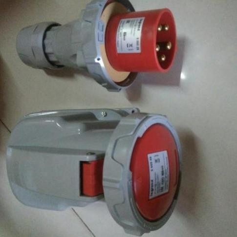 legrand surface mounting 63A 3p+N+E ip67 legrand 555559+555529 set