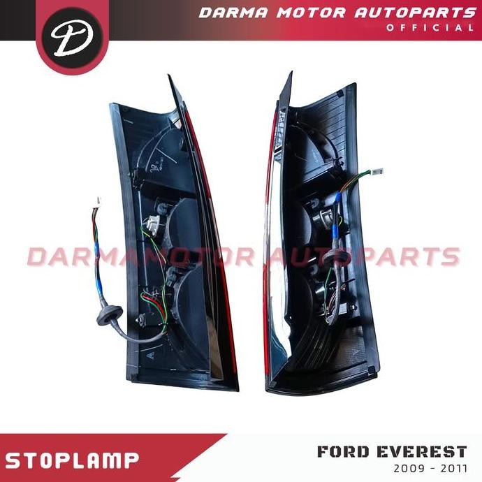 LAMPU STOP STOPLAMP FORD EVEREST 2009 2010 2011