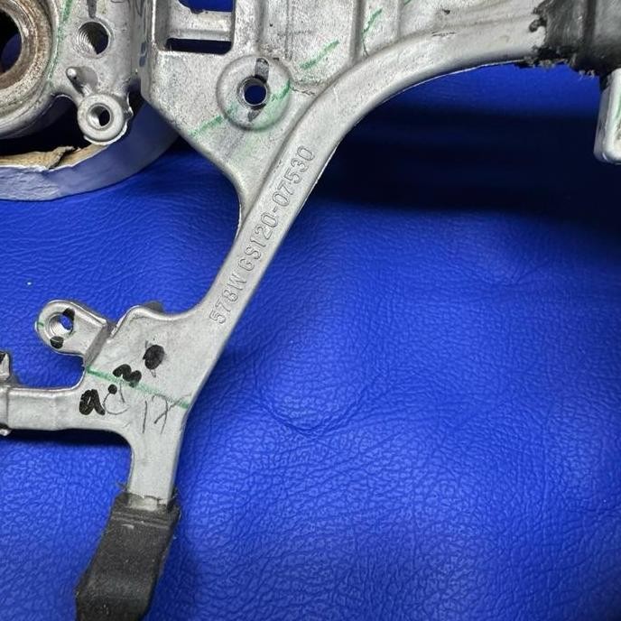 Lingkar Rangka Stir Innova Reborn Venturer Orinal