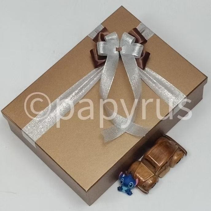 

Papyrus 25X35 Tinggi 10Cm Kotak Kado Gift Box Hadiah Kota Kado V1