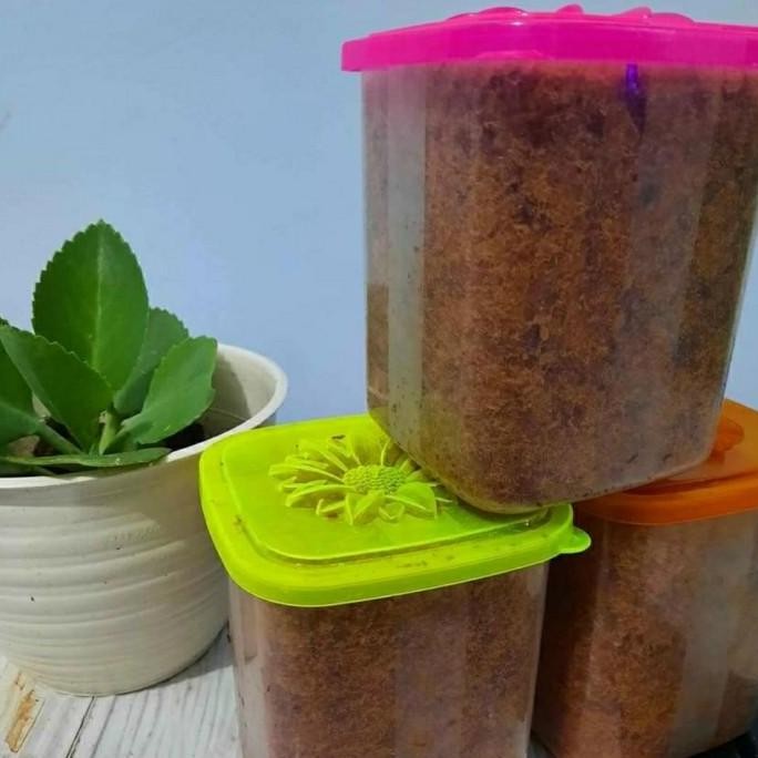 

Abon Bajo / Abon Ikan Asin - Khas Lombok NTB 1/4kg Lebih