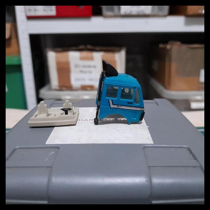 TERBARU HERPA SKALA 1:87 - MOCK UP HEAD MERCEDES TRUCK (AT12) 