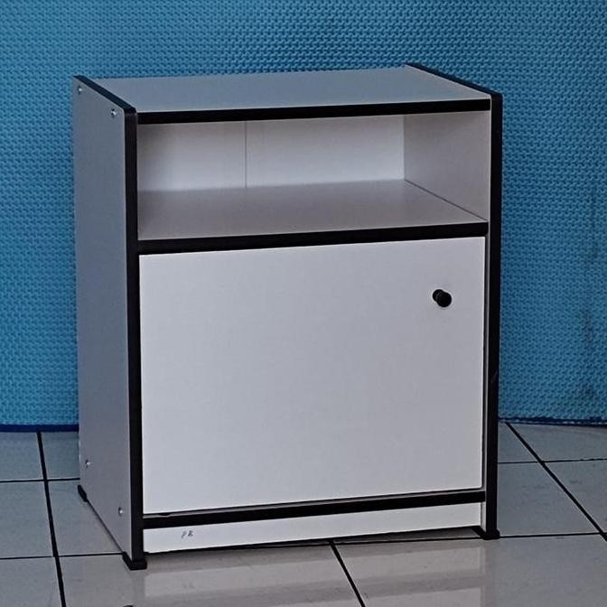 Lemari Serbaguna Meja Nakas Kecil