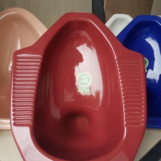 Closet Duty Warna Maroon Dan Biru Tua - Kloset Jongkok (Gojek/Grab)