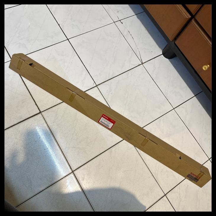 DISKON HONDA GENUINE 73152-SWA-003 LIST SAMPING KARET KACA DEPAN BESAR KANAN CRV GEN 3 RE1 ASLI 2007