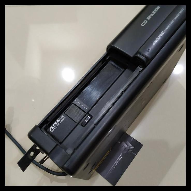 BEST DEAL ORIGINAL BMW CD CHANGER ALPINE 