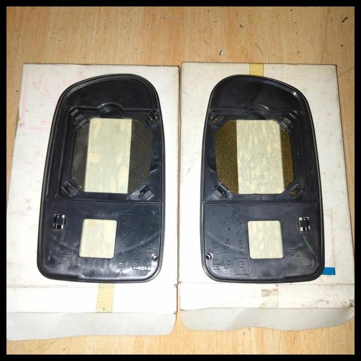 DISKON MAZDA GENUINE PARTS KACA SPION MAZDA 323 FAMILIA 