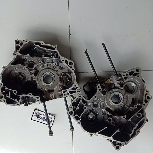 blok block crangkes crankcase krengkes kalter kanan kiri orinal ori honda cbr 250 r 250r kyj pnp crf
