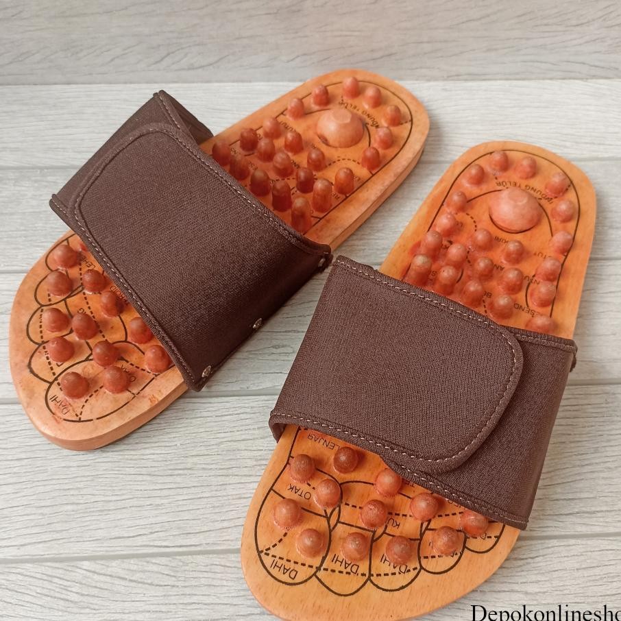Sandal Refleksi Telapak Kaki Sendal Rematik Akupuntur Terapi Pijat Kesehatan Slop Kayu Pria Wanita