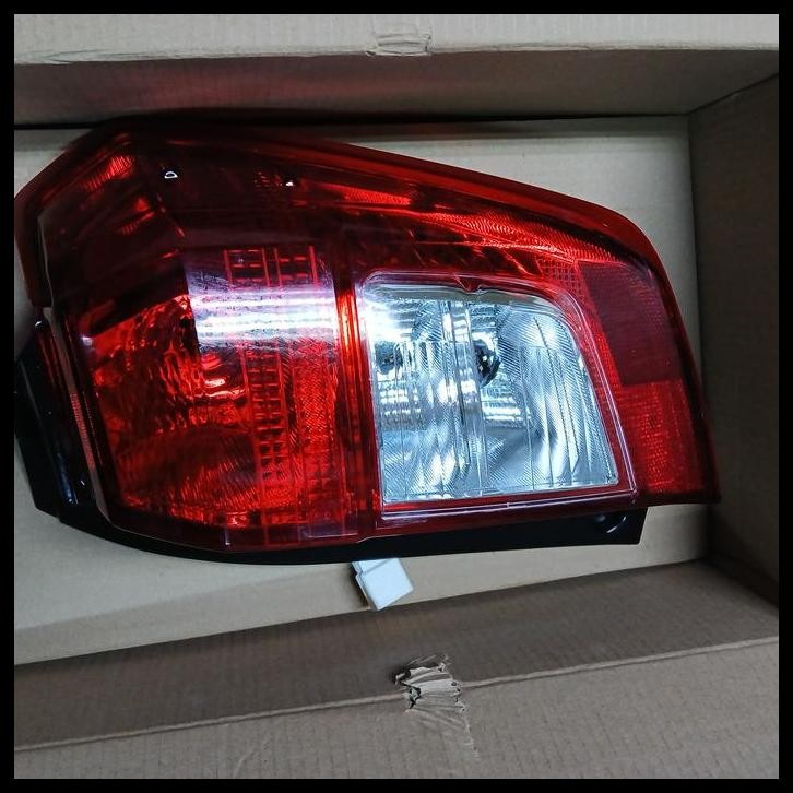 DISKON LAMPU STOP KANAN TOYOTA CALYA SIGRA 