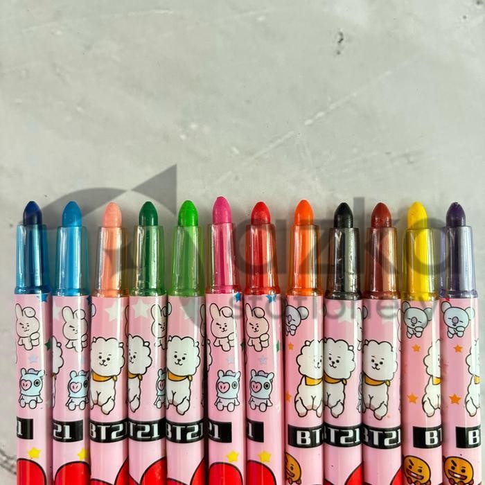 

EMS SATU SET ( 12 WARNA ) Rolling Crayon Crayon Putar Karakter Animasi 12 Warna Pendek
