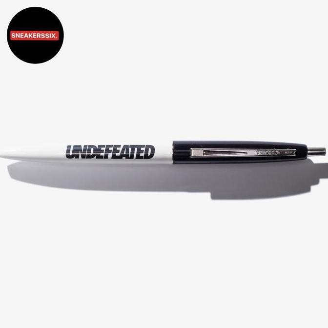 

Undefeated Bic Pen (Black Ink) / Bulpen Undefeated 100% Original New Stok
