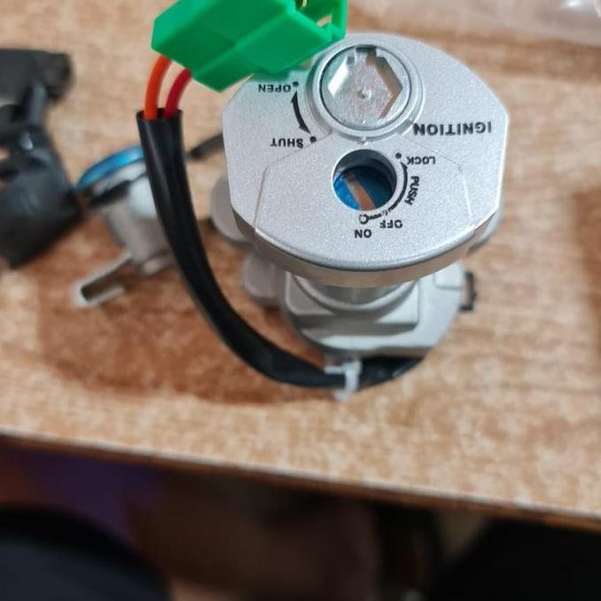 [BATORE] KUNCI KONTAK SET SATRIA FU 150 2014 - 2015