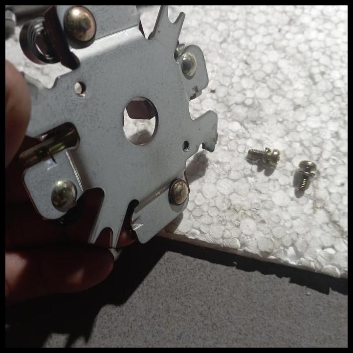 DISKON DUDUKAN/HOLDER BROSTEL DINAMO STATER COLT T120 OLD /LAMA ND LOST PACK 