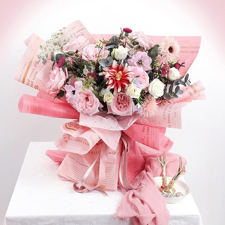 

Ex45 Kertas Buket Bunga Cellophane Newspaper Flower Wrapping Paper Waterproof Motif Koran Ecer Kb6041