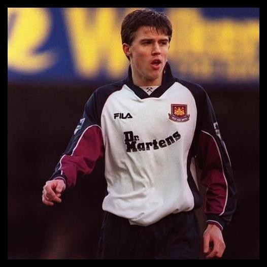 [Terlaris Di Toko Kami] Jersey Weka Retro West Ham Away 97 Dr. Martens Best Quality
