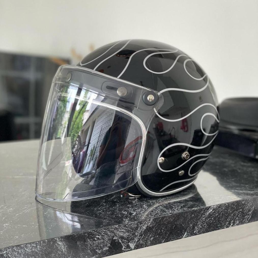 Helm Bogo Stiker Api Pakai Kaca Venom Terbaru
