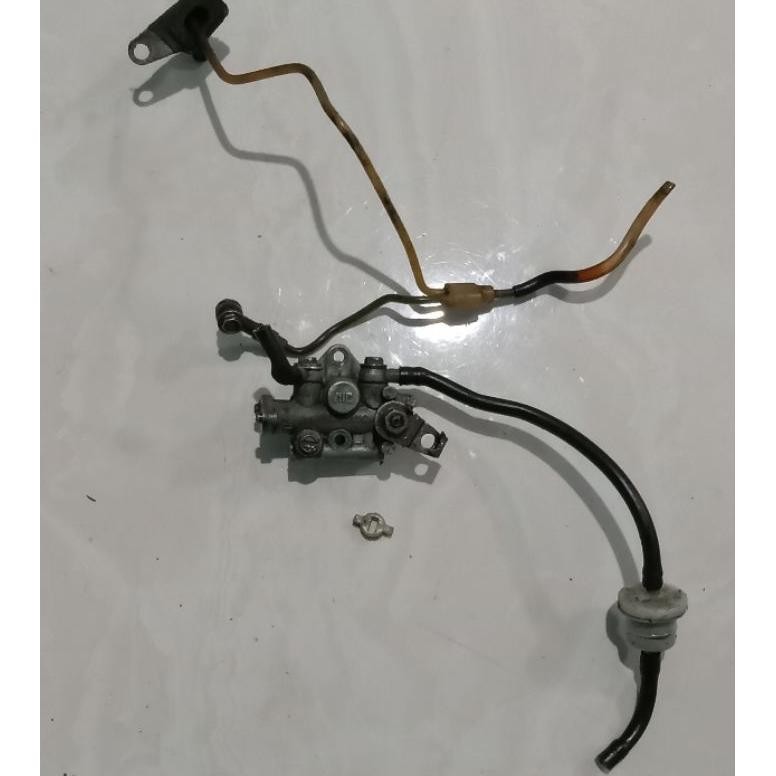 Pompa oli samping set selang oli Suzuki A100 A 100 oilpump Suzuki a100 original second