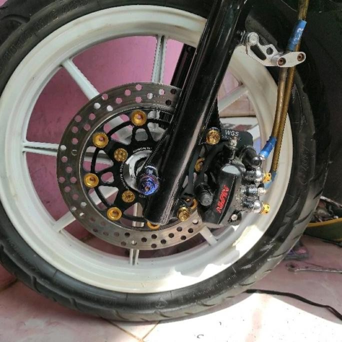 Breket Bracket Kaliper PCX 3 Piston PNP Beat Vario Scoopy Disc 220mm murah